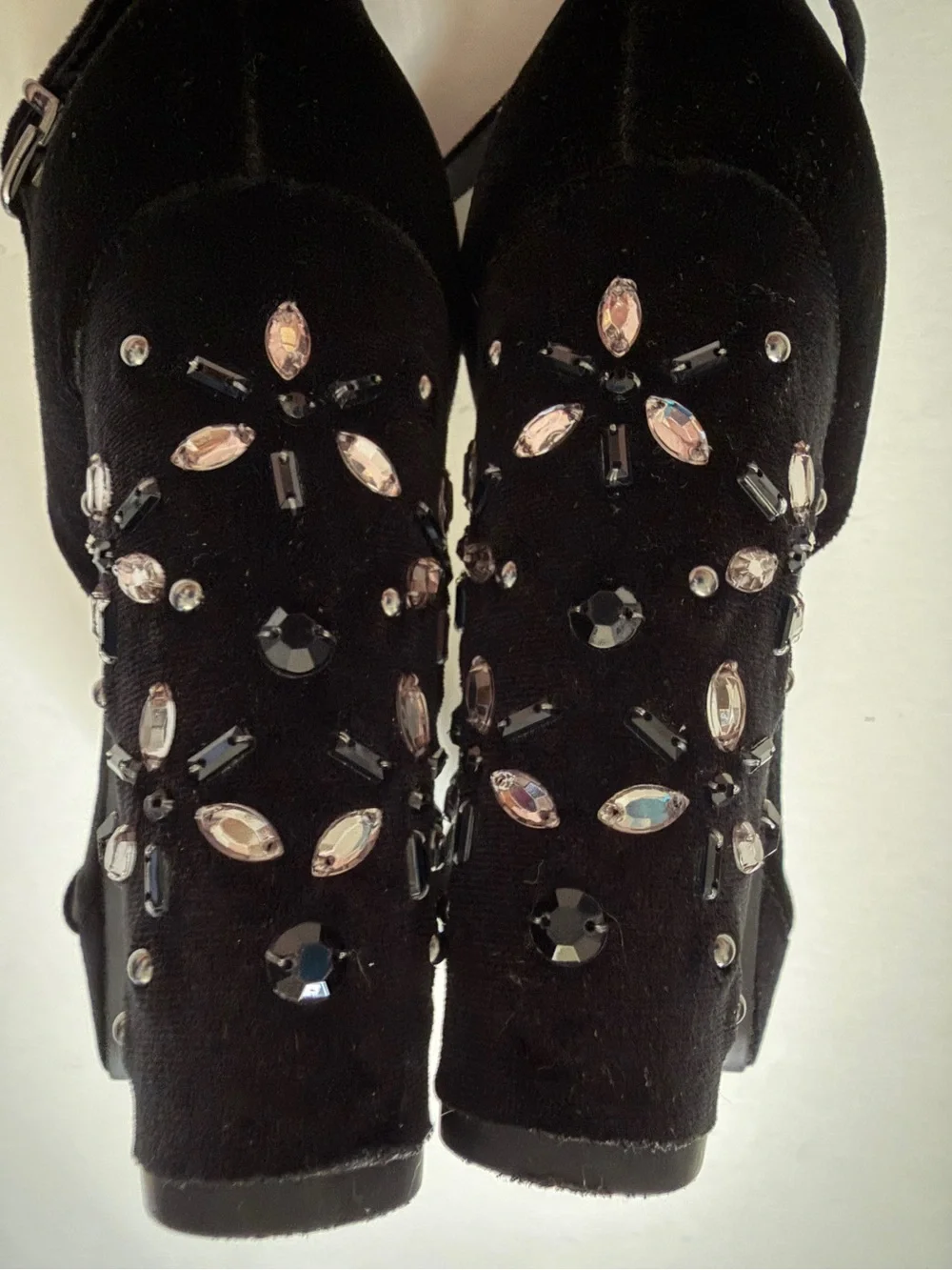 Simply VW Velvet Platform Block Heels with Jewel Accents
